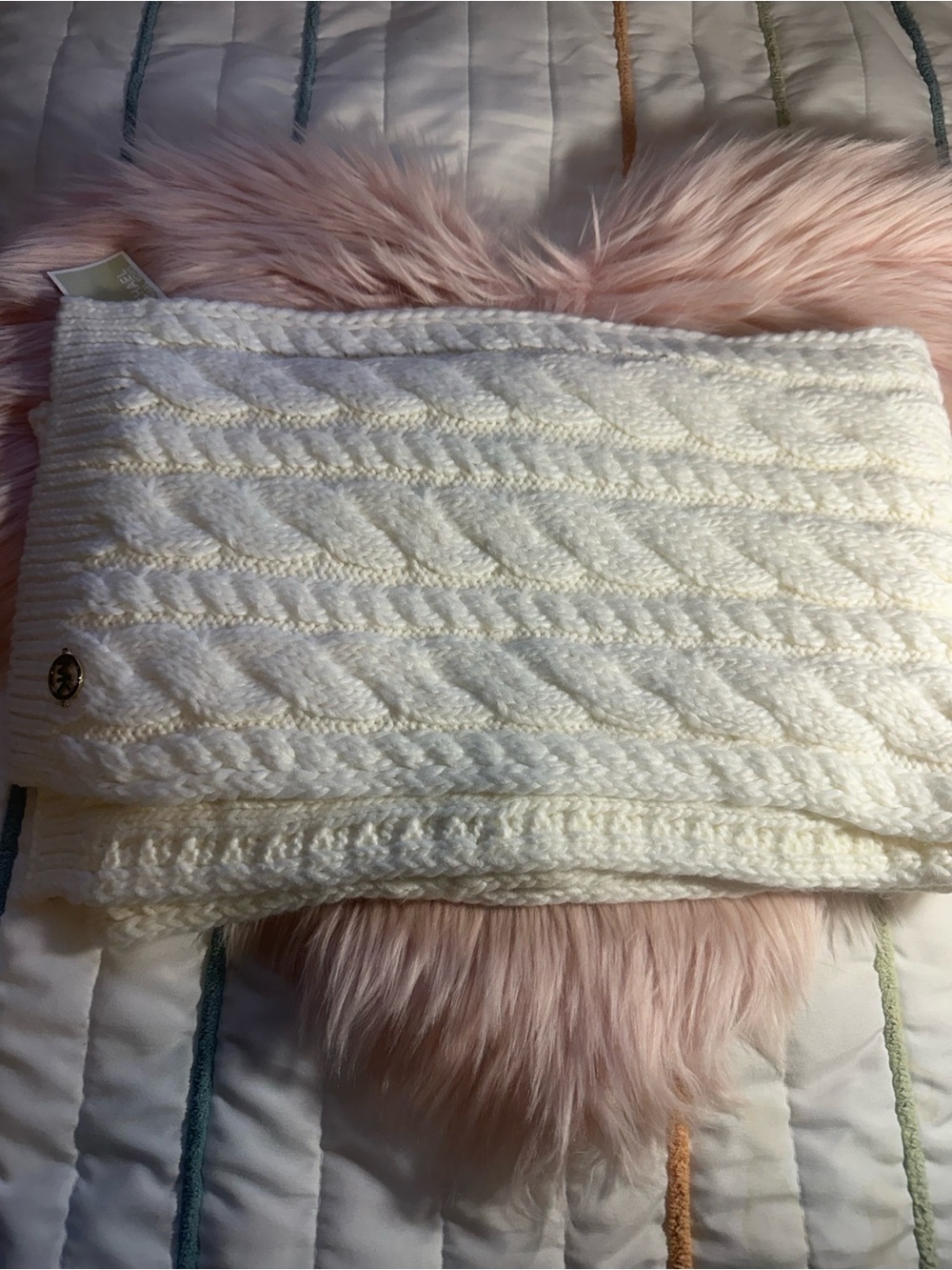 Sweater Subcategory Identification - Picture 6 of 7